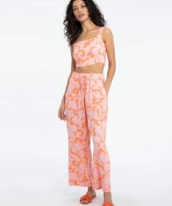 Sanctuary Clothing Roof Top Crop Melon Field