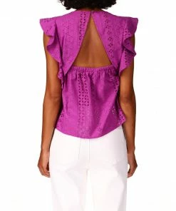 Sanctuary Clothing Breezy Eyelet Shell Horizon 13 Sanctuary Clothing Breezy Eyelet Shell Horizon