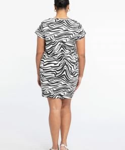 Sanctuary Clothing Carry On T-Shirt Dress Black Vibration Inclusive Collection Summer