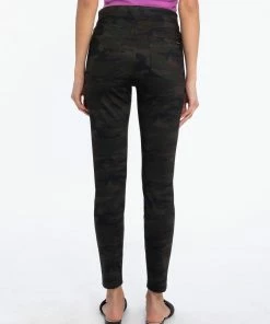 Sanctuary Clothing Core Essentials Runway Legging Forest Camo 11 Sanctuary Clothing Core Essentials Runway Legging Forest Camo