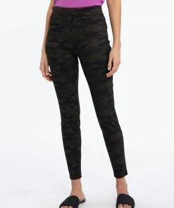 Sanctuary Clothing Core Essentials Runway Legging Forest Camo 10 Sanctuary Clothing Core Essentials Runway Legging Forest Camo