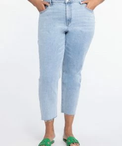 Sanctuary Clothing Highrise Good Vibes Crop Cruze Wash Inclusive Collection