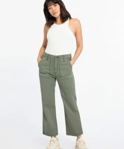 Sanctuary Clothing Vacation Crop Pant Hiker Green Camo & Surplus