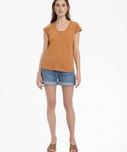 Sanctuary Clothing Traveler Twist Tee Lion