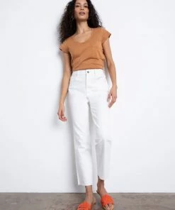 Sanctuary Clothing Traveler Twist Tee Lion