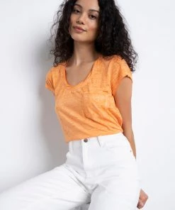 Sanctuary Clothing Traveler Twist Tee Melon Sustainable