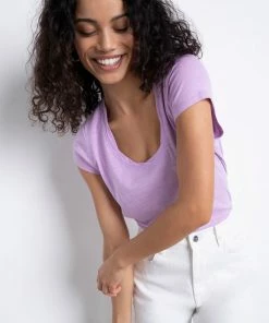 Sanctuary Clothing Traveler Twist Tee Petal Sustainable 12 Sanctuary Clothing Traveler Twist Tee Petal Sustainable