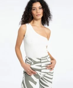 Sanctuary Clothing All Day One Shoulder Top Milk
