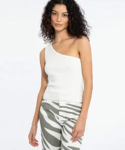 Sanctuary Clothing All Day One Shoulder Top Milk 8 Sanctuary Clothing All Day One Shoulder Top Milk