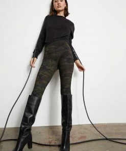 Sanctuary Clothing Core Essentials Runway Legging Forest Camo