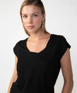 Sanctuary Clothing Traveler Twist Tee Black Best Sellers